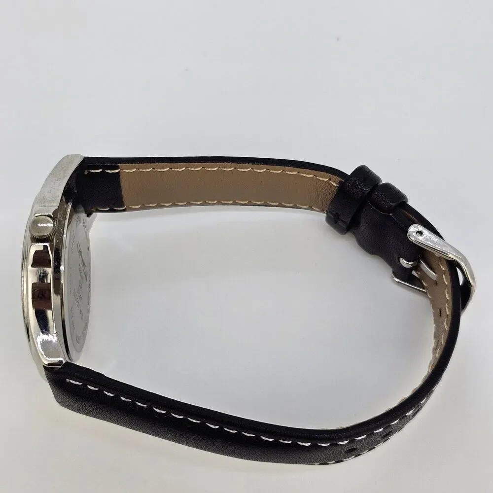 Gruen Women's Watch 36MM White Dial New Black White Leather Bands New‎ Battery